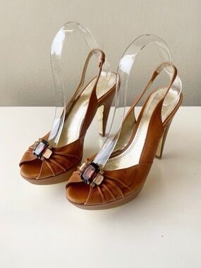 SEBASTIAN Leather rhinestone heels size 6.5